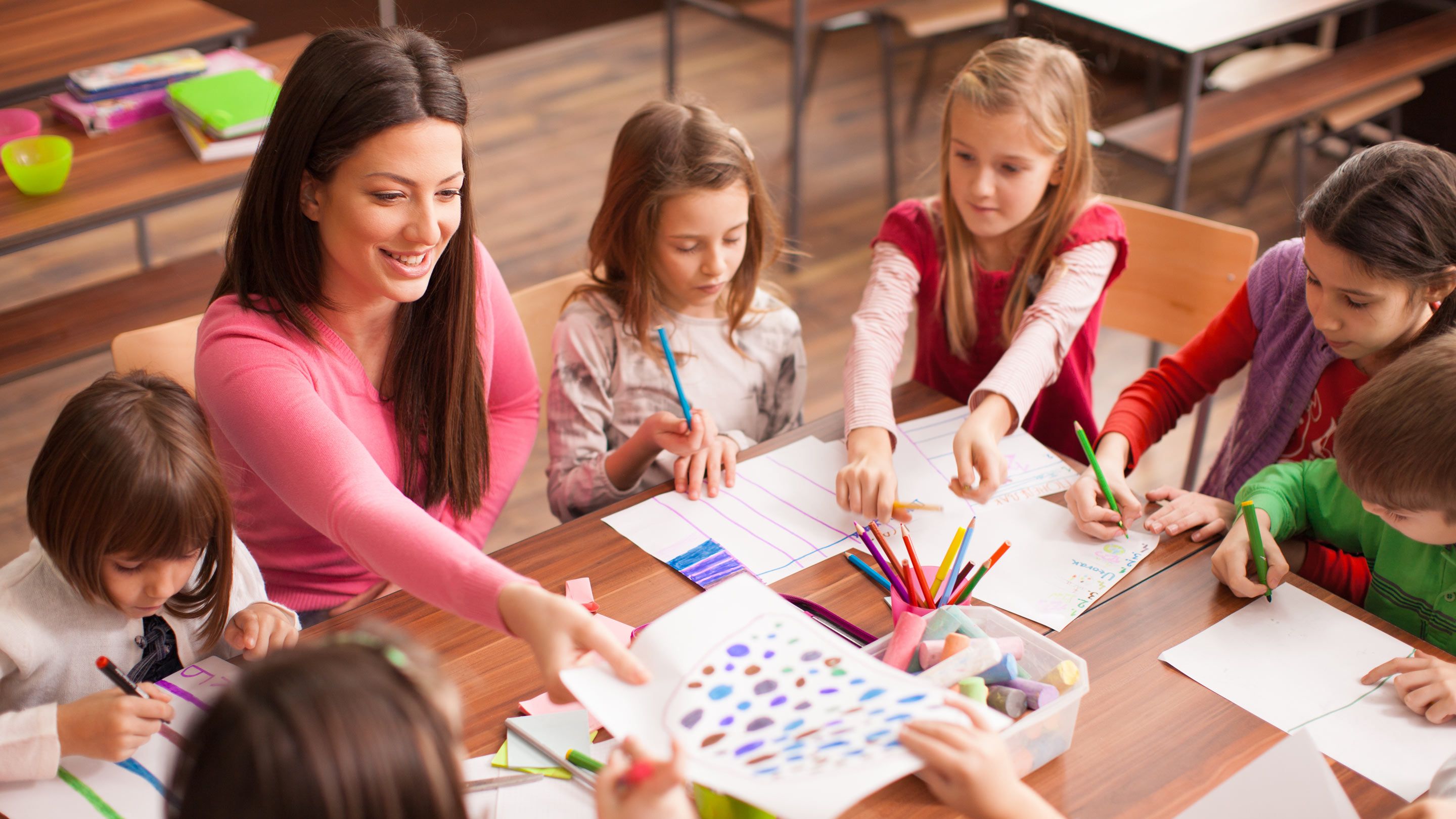 Unleash Your Childs Creativity with Pintzy Art School!